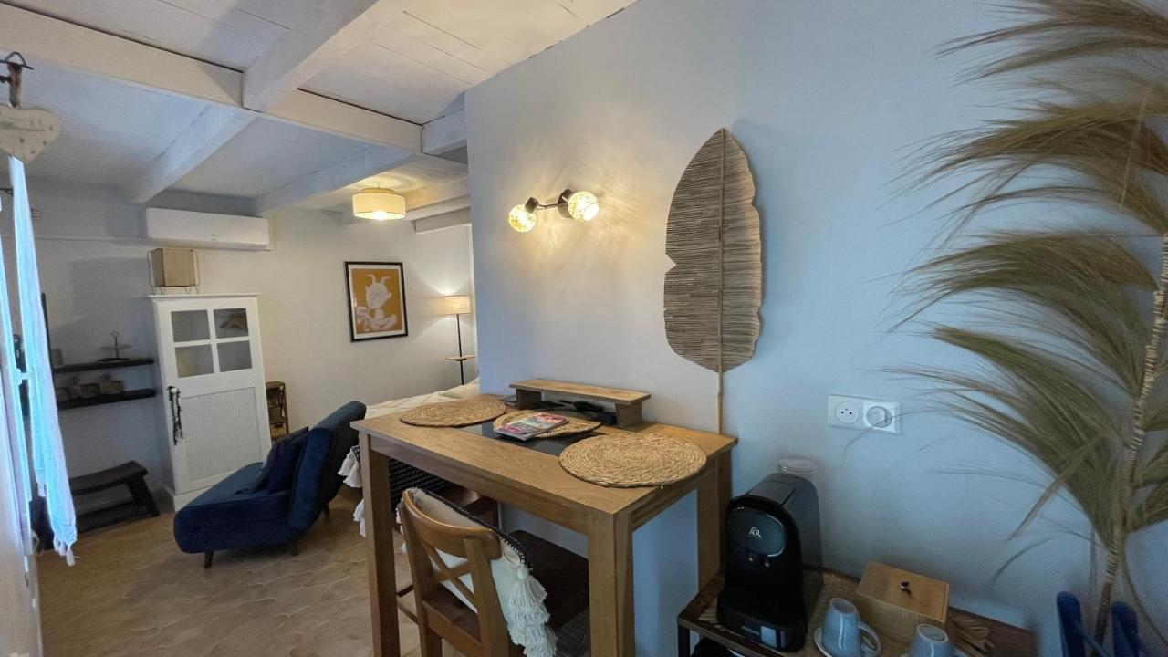 Vila Jolie Annexe Du Mas Dans Le Coeur De La Garrigue Nimoise Nîmes Exteriér fotografie
