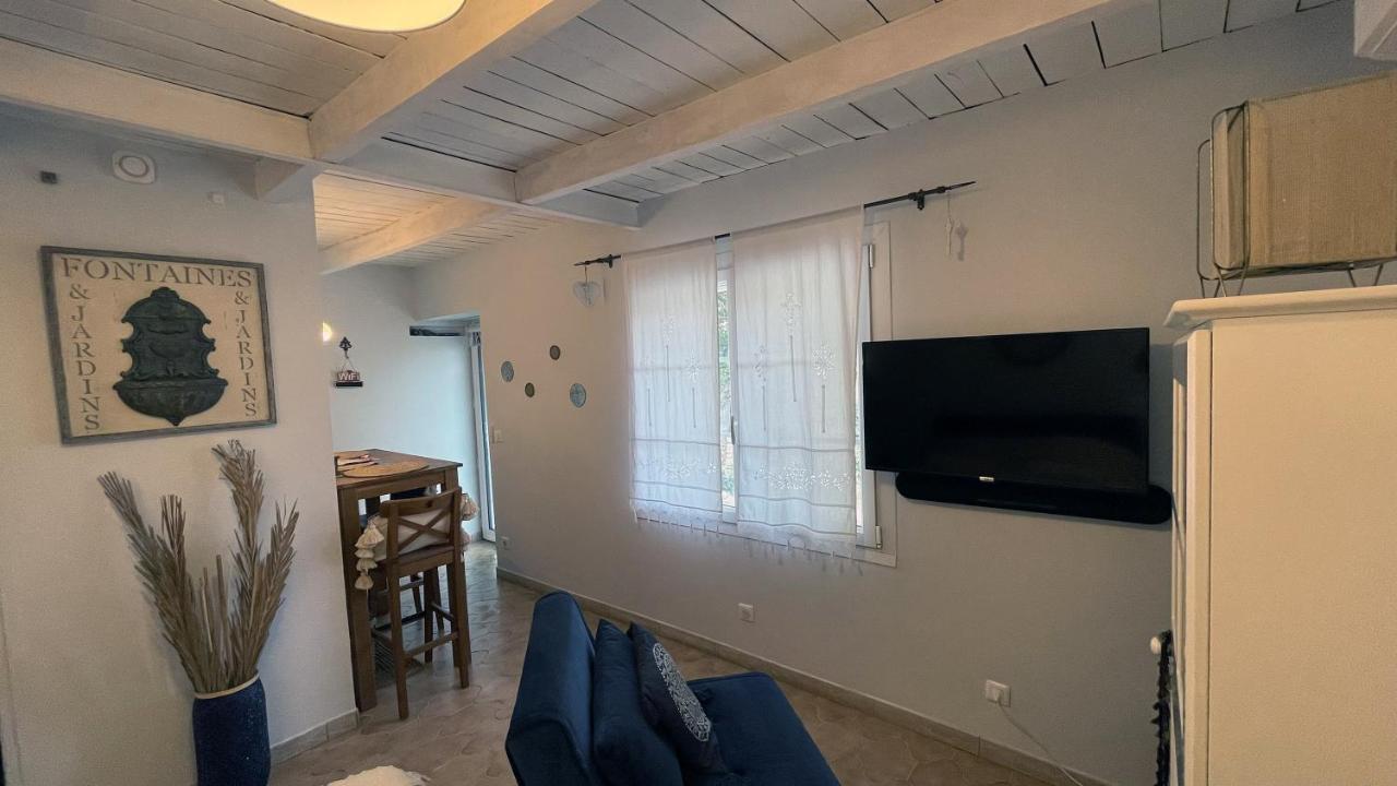 Vila Jolie Annexe Du Mas Dans Le Coeur De La Garrigue Nimoise Nîmes Exteriér fotografie