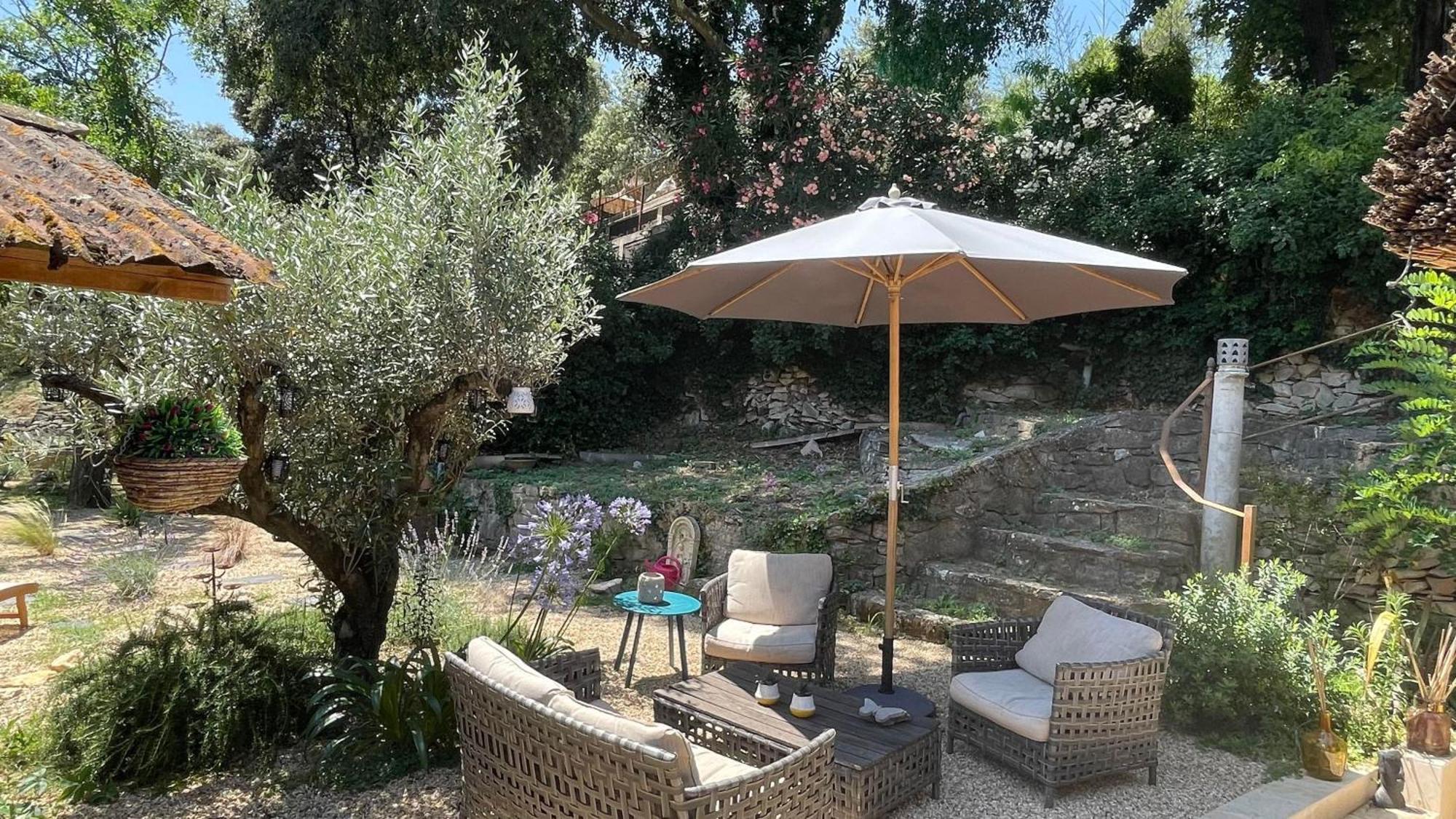 Vila Jolie Annexe Du Mas Dans Le Coeur De La Garrigue Nimoise Nîmes Exteriér fotografie